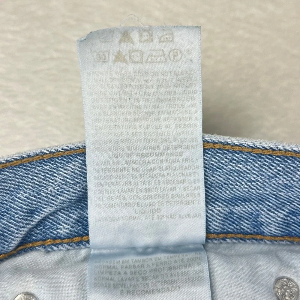 Levi's 505 Jeans Mens 38x32 Light Blue Regular Fit Straight Leg Cotton Denim